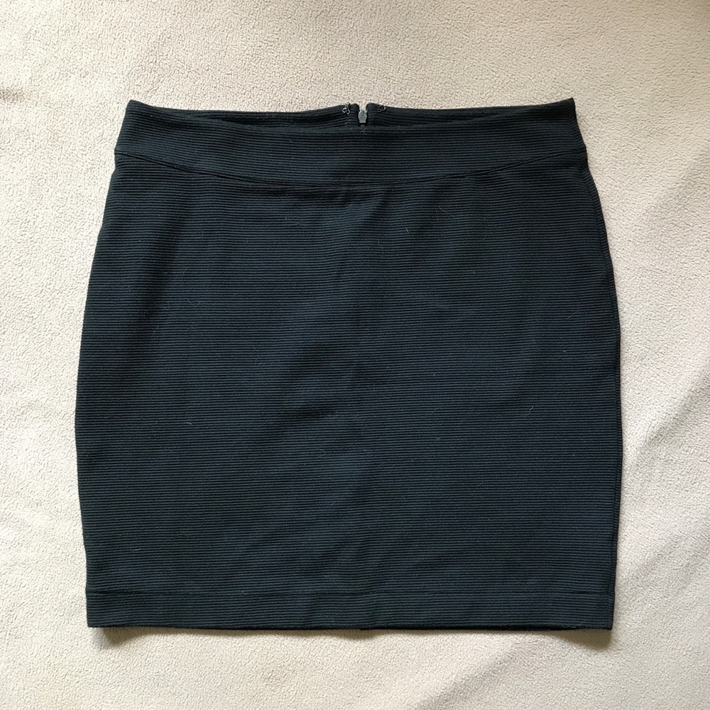 Black GAP Stretch Miniskirt